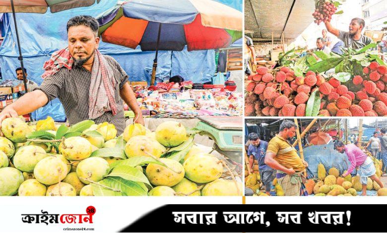 বাজারে ভরপুর ফল, দামে স্বস্তি