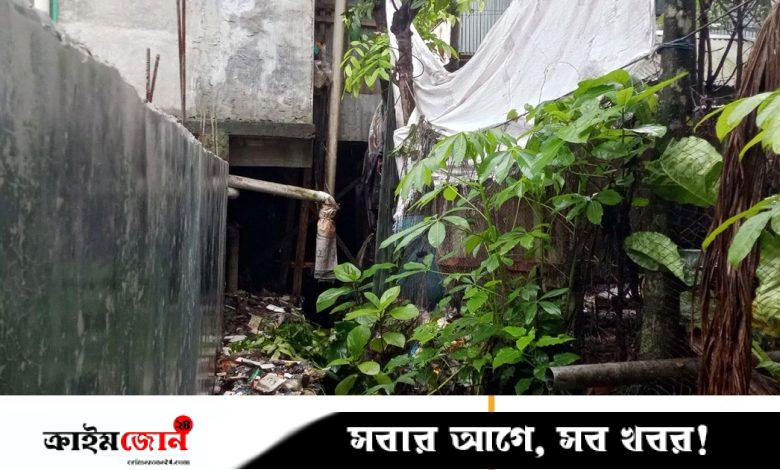 আমতলীতে কালভার্ট-ড্রেন দখলে জলাবদ্ধতা, ভোগান্তিতে অর্ধলক্ষ মানুষ
