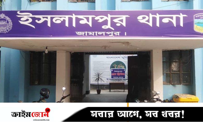 ‘কিল-ঘুষি দিয়ে’ সাবেক মেম্বারের ধান বেচা টাকা ছিনতাই