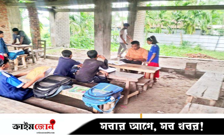 নীলফামারীর ডিমলায় তিন বছরেও হয়নি ৩ স্কুলের ভবন