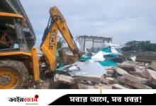 রেলের জমিতে অস্থায়ী মণ্ডপ, ‘উচ্ছেদ’ প্রসঙ্গে যা বললেন উপদেষ্টা