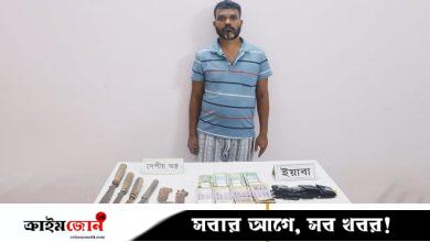 কুমিল্লায় সেনাবাহিনীর অভিযানে খাটের নিচে মিলল ৩০ লাখ টাকা