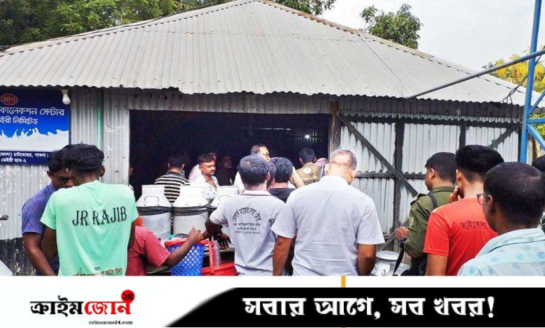 পাবনার চাটমোহরে নকল দুধে সোডা-ডিটারজেন্ট