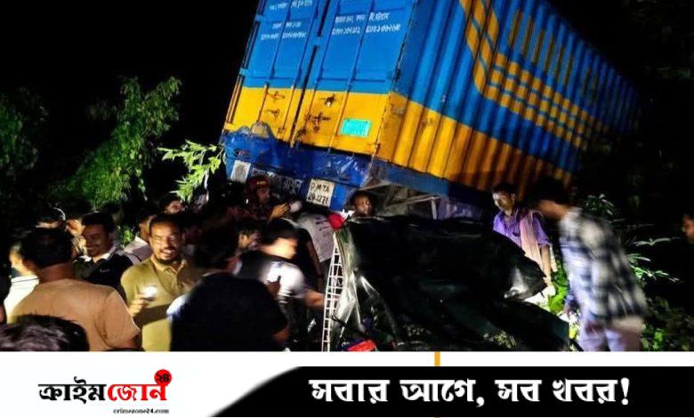 লক্ষ্মীপুরে কাভার্ড ভ্যান-সিএনজির মুখোমুখি সংঘর্ষে নিহত ১, আহত ৫