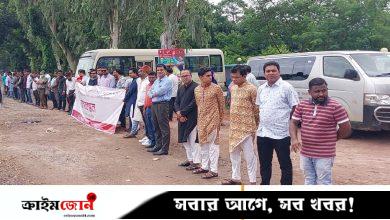 যে দাবিতে সড়কে দাঁড়ালেন রবীন্দ্র বিশ্ববিদ্যালয়ের শিক্ষক-শিক্ষার্থীরা, প্রতিষ্ঠাবার্ষিকীর আয়োজন বর্জন