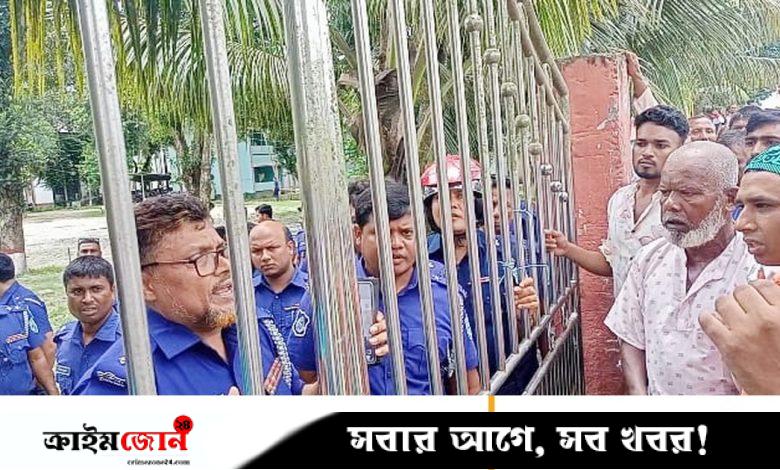 আসামিদের গ্রেপ্তার দাবিতে থানা ঘেরাও