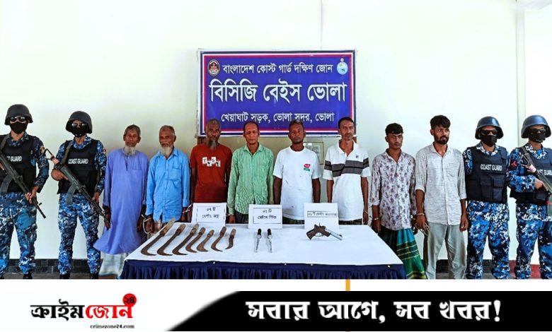 ভোলায় অস্ত্রসহ ৮ ডাকাত গ্রেপ্তার