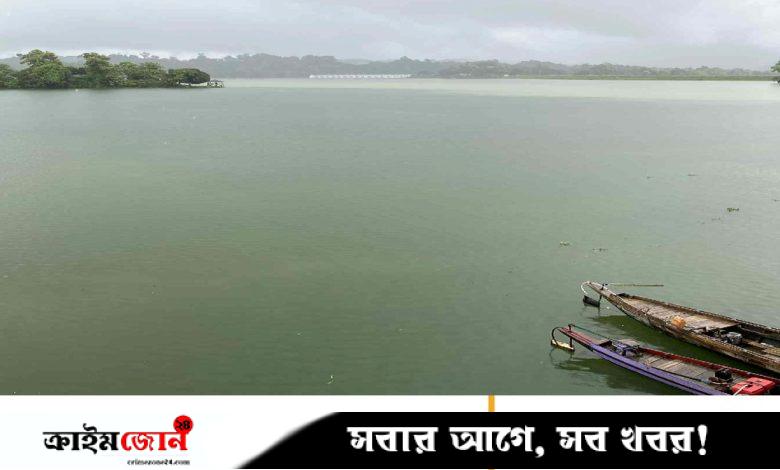 টইটম্বুর কাপ্তাই লেক, ১০৮ ফুট ছাড়ালেই খুলবে জলকপাট