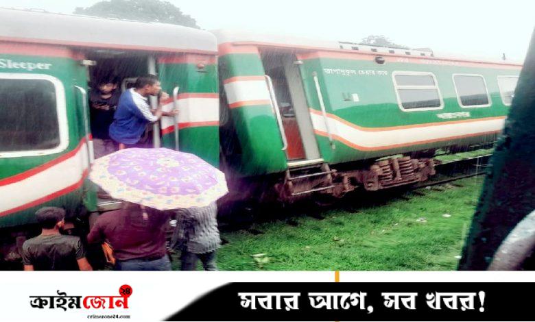 লালমনিরহাটে দুই ট্রেনের মুখোমুখি সংঘর্ষ
