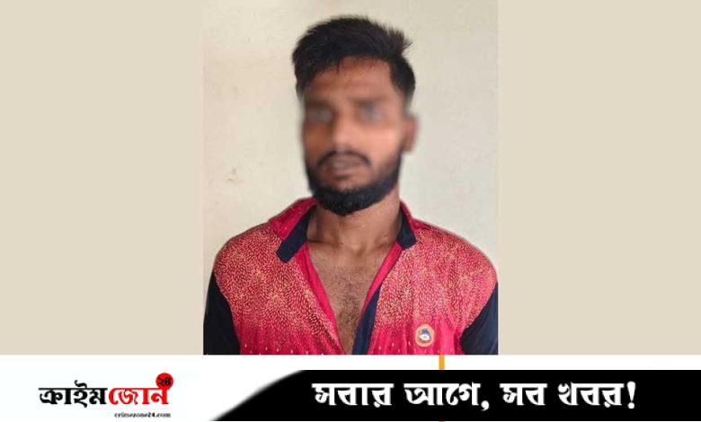 কক্সবাজার সৈকতে প্রকাশ্যে স্ত্রীকে মারধরের অভিযোগে স্বামী গ্রেপ্তার