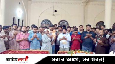 গভীর রাতে মওলানা ভাসানীর মাজারে নাহিদ ইসলাম