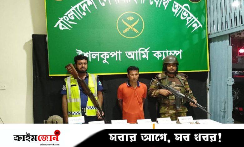 শৈলকুপায় দেশি-বিদেশি অস্ত্র-সরঞ্জাম উদ্ধার, আটক ১