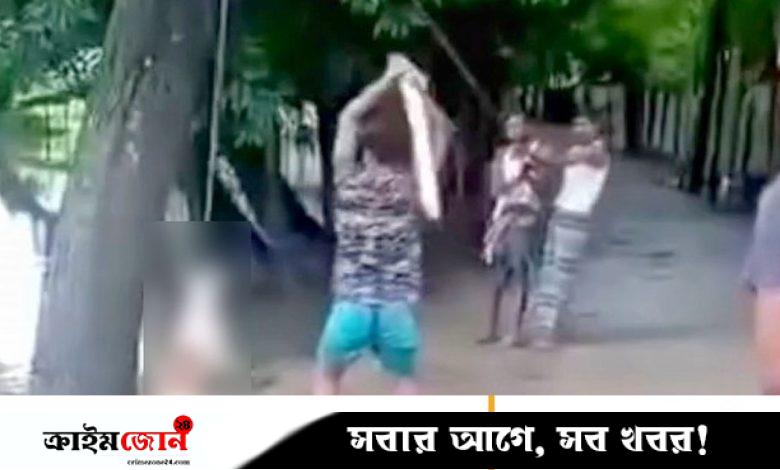 গাছে ঝুলিয়ে কুকুর পিটিয়ে হত্যা
