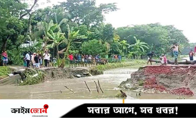জোয়ারের তোড়ে সড়ক ভেঙে খালে, দুর্ভোগে ২০ হাজার মানুষ