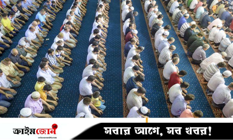 জামাতে নামাজ আদায়ের ৪ উপকারিতা