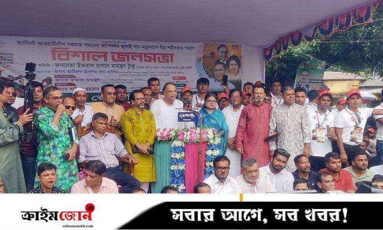 ধর্ম নিয়ে যাঁরা রাজনীতি করেন, মুনাফেকি না করে সত্য বলুন: টুকু