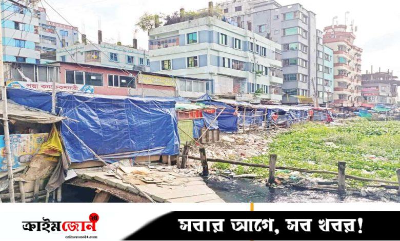 নারায়ণগঞ্জে ডিএনডি খালপাড় দখল, দোকান বসিয়ে ভাড়া