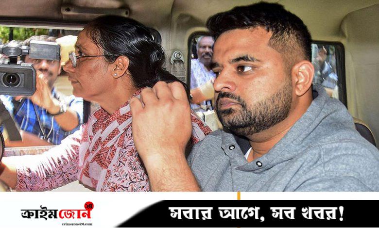 ধর্ষণ মামলায় দোষী সাব্যস্ত ভারতের সাবেক প্রধানমন্ত্রীর নাতি