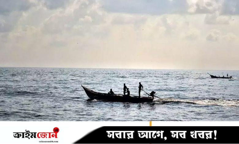 বঙ্গোপসাগর থেকে ট্রলারসহ ১৪ ভারতীয় জেলে আটক