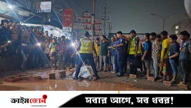 উল্টো পথে অটোরিকশা, লরির চাপায় নিহত ৩