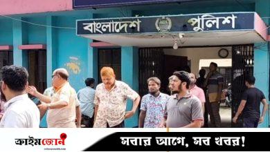 জামালপুরে পৌর কর্মচারী আটক, সহকর্মীদের তোপে ২ ঘণ্টা পর ছেড়ে দিল পুলিশ