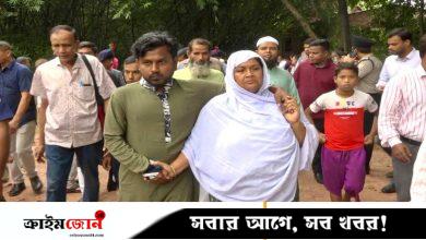 বিচারের দাবিতে কান্নায় ভেঙে পড়েন শহীদ শ্রাবণের মা