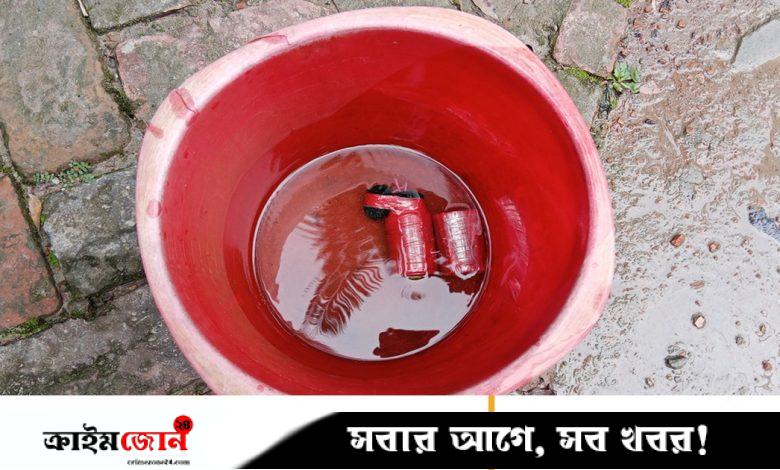 ফরিদপুরে বসতবাড়ির আঙিনায় মিলল দুটি ককটেল