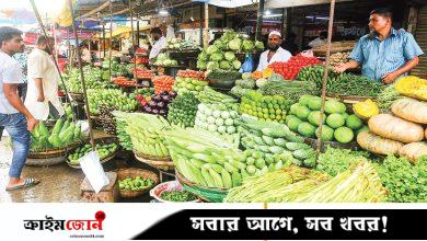 বৃষ্টির অজুহাতে চড়া পেঁয়াজ