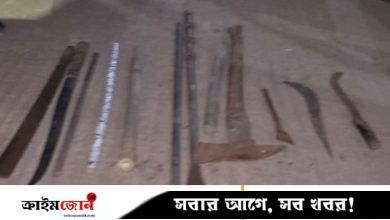 আওয়ামী লীগের ঝটিকা মিছিলের খবরে অভিযানে গিয়ে আহত পুলিশ কর্মকর্তা