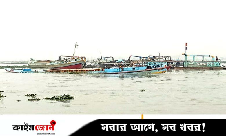 মেঘনায় জাহাজের ধাক্কায় মালবোঝাই জাহাজডুবি