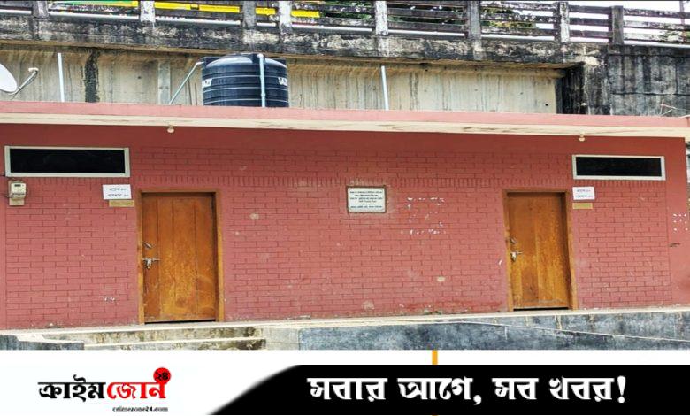 থানচিতে গণশৌচাগার থাকা সত্ত্বেও পর্যটকদের দুর্ভোগ
