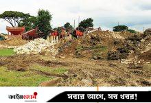সড়কের দুই পাশের ক্রাশার মিলে মাটি-বালু দিয়ে ঢেকে রাখা ‘পাথর’