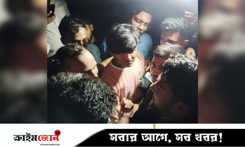 ধানমন্ডি ৩২ নম্বরে শিবির নেতা, ছাত্রলীগ সন্দেহে মারধর করল ছাত্রদল
