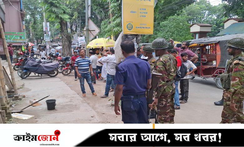 মাগুরা শহরে প্রধান সড়কের পাশে বোমাসদৃশ বস্তু দেখে আতঙ্কিত মানুষ