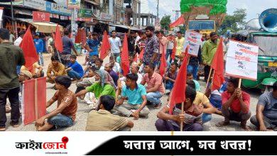 চাঁদাবাজি বন্ধের দাবিতে মহাসড়কে থ্রি-হুইলার চালকদের বিক্ষোভ