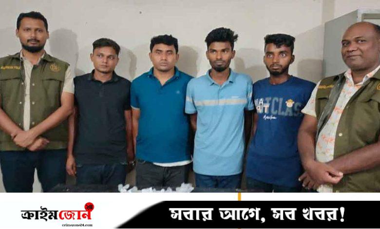 কক্সবাজার থেকে পায়ুপথে ইয়াবা বহন, ঠাকুরগাঁওয়ে ৪ মাদক কারবারি গ্রেপ্তার