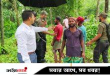 কলাপাড়ায় খাল থেকে বালু তোলায় একজনের জেল-জরিমানা