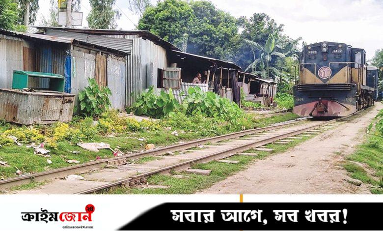 কুড়িগ্রাম: ট্রেনে কচ্ছপগতির ২০ কিমি