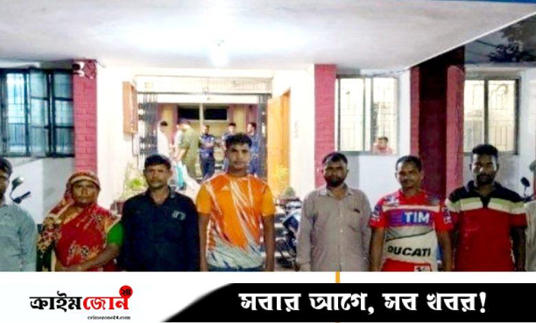 তলুইগাছা সীমান্তে বিজিবির কাছে ৫ বাংলাদেশি নাগরিককে হস্তান্তর
