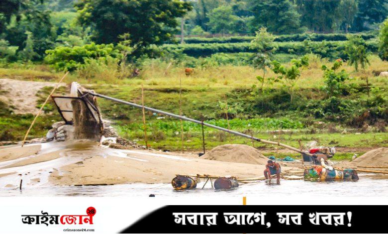 করতোয়া ও সাঁও নদীতে অবৈধ ড্রেজার মেশিনের হুমকি ও নদী ভাঙন