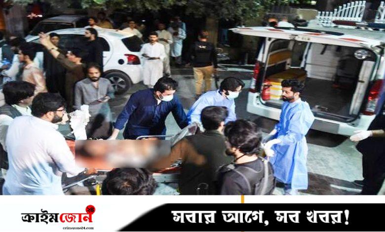 পাকিস্তানে রাজনৈতিক সমাবেশে আত্মঘাতী হামলা, নিহত ১৩
