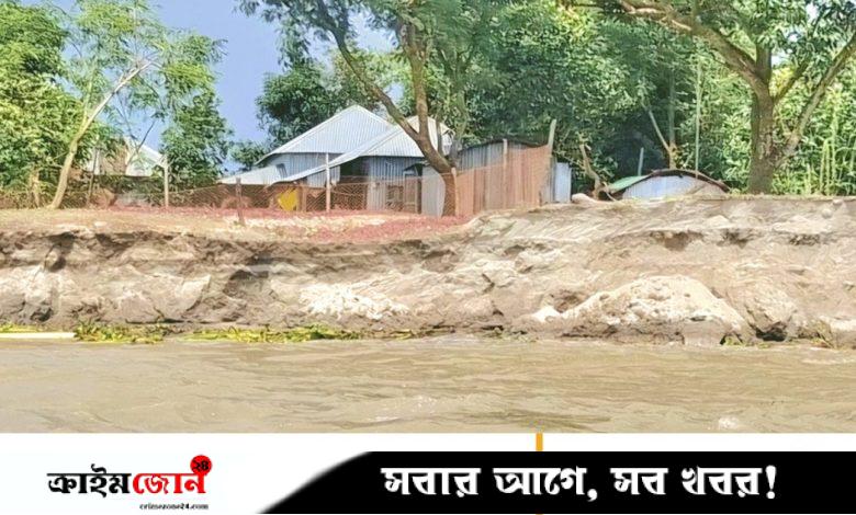 যমুনার ভাঙনে বিলীন চর বাঘুটিয়া