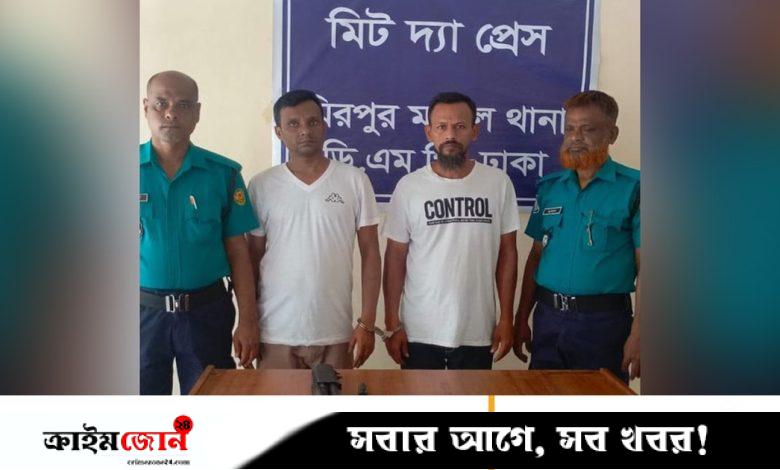 মিরপুরে চেকপোস্টে ‘সন্দেহজনক গতিবিধি’, অস্ত্র, গুলিসহ গ্রেপ্তার ২